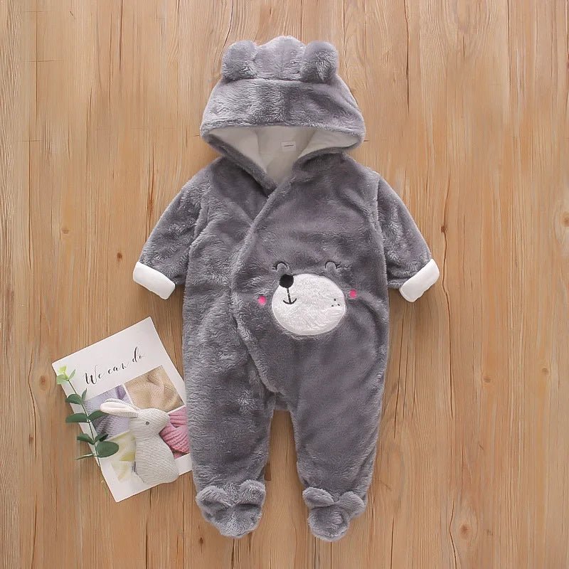 Bébé en combinaison peluche cartoon mignonne