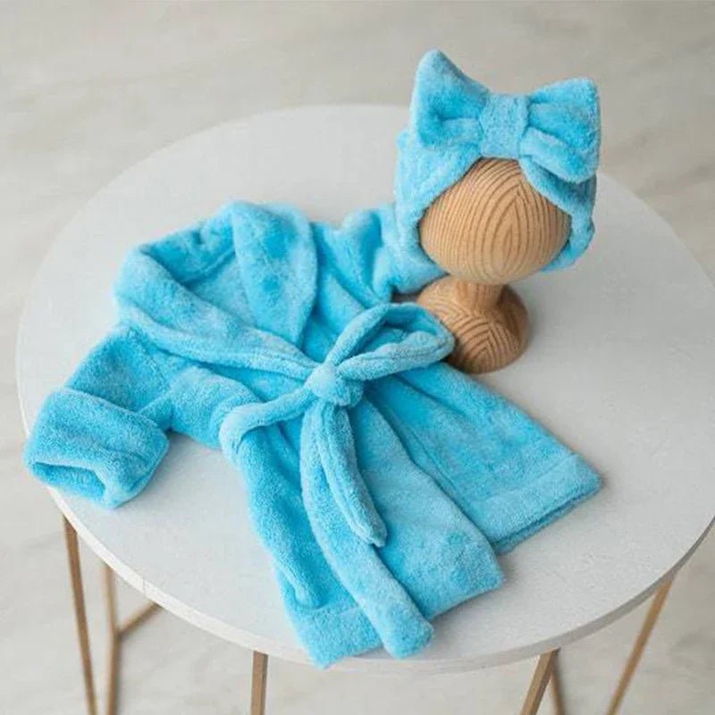 Serviette de bain bébé à capuche ultra-douce, couleur bleu, avec ceinture, fibres douces et absorbantes.