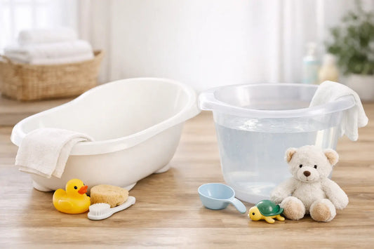 Baignoire bébé ou seau bain : que choisir ?
