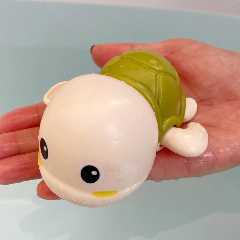 Baleine et tortue jouets piscine bébé rouge