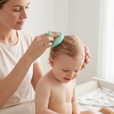 Brosse cheveux bebe